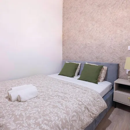 Central N' Cozy T8 Apartment W' 2Bedrm Budapest Exterior photo